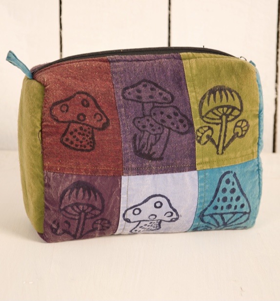 Cotton Mushroom 🍄 Washbag by Namaste
