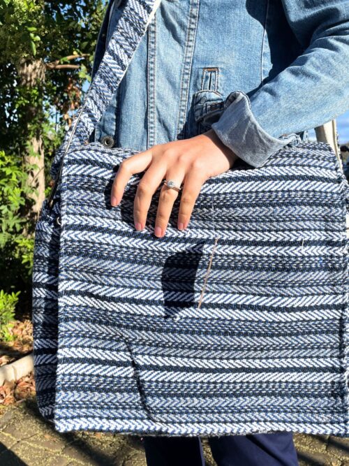 Soft Banjar Laptop Bag - Blue Strips